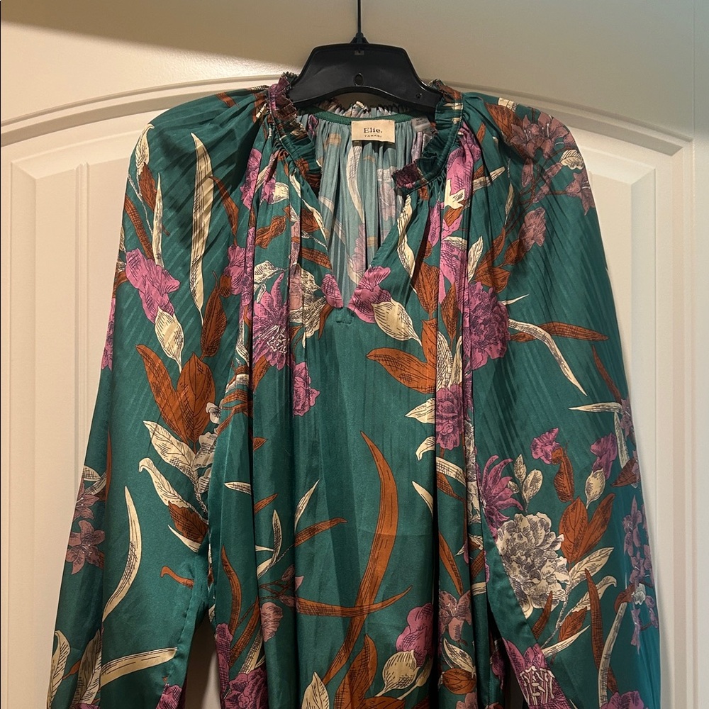 Elie Tahari Green Floral Blouse